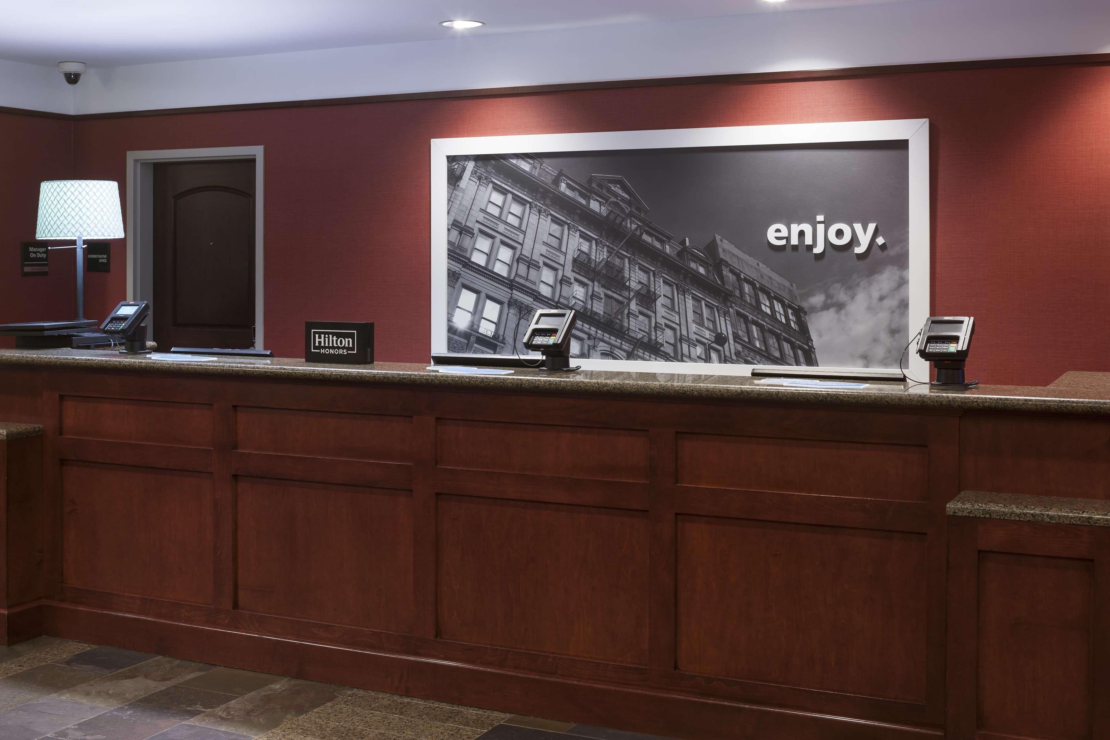 Hampton Inn & Suites Oklahoma City-Bricktown Екстериор снимка