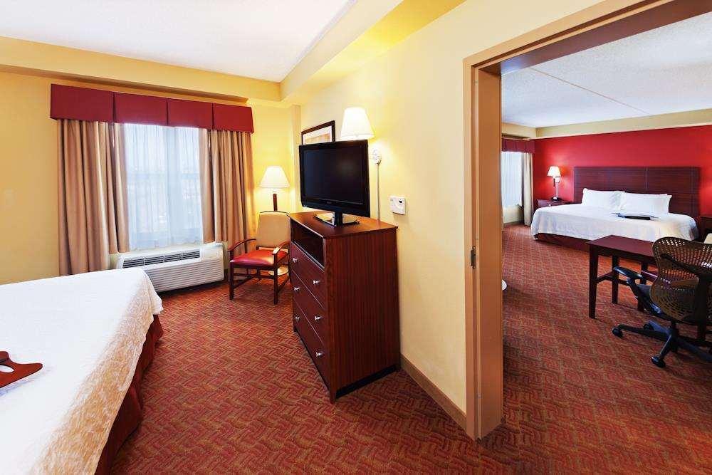 Hampton Inn & Suites Oklahoma City-Bricktown Екстериор снимка