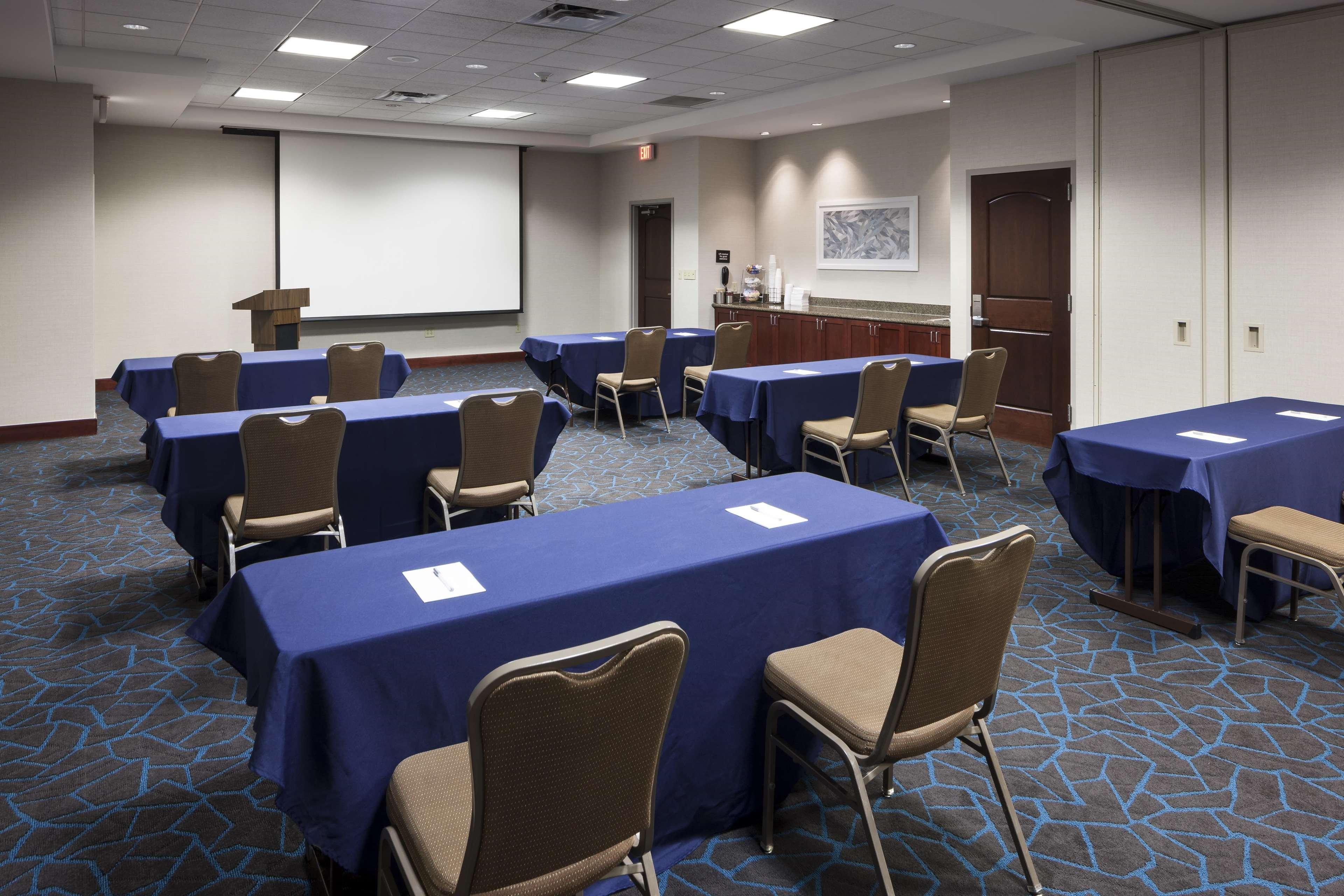 Hampton Inn & Suites Oklahoma City-Bricktown Екстериор снимка