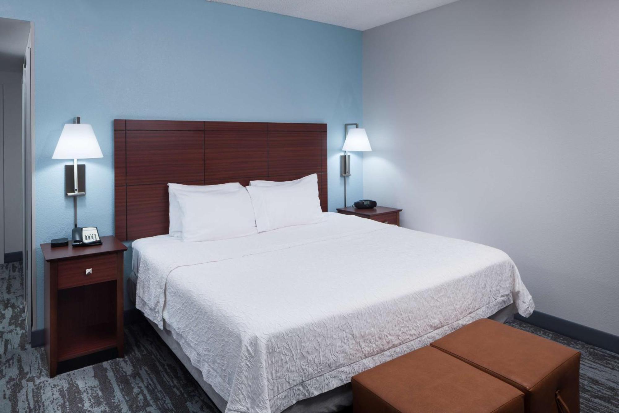 Hampton Inn & Suites Oklahoma City-Bricktown Екстериор снимка