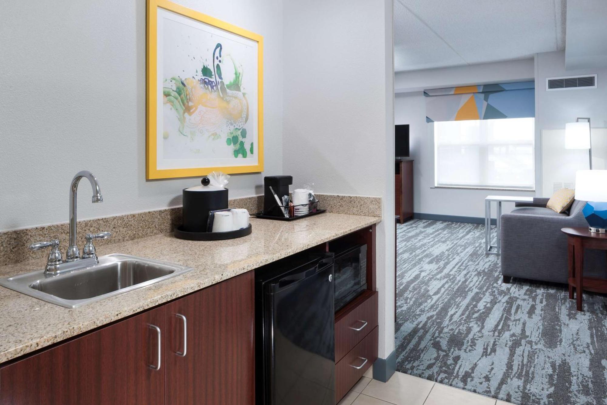 Hampton Inn & Suites Oklahoma City-Bricktown Екстериор снимка