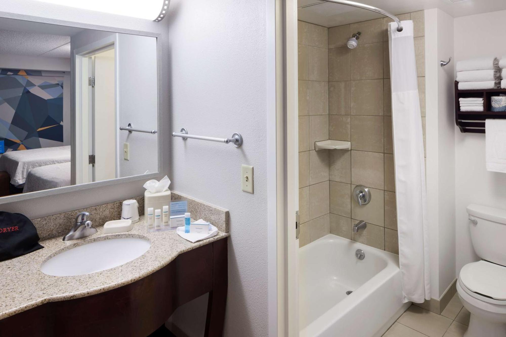 Hampton Inn & Suites Oklahoma City-Bricktown Екстериор снимка