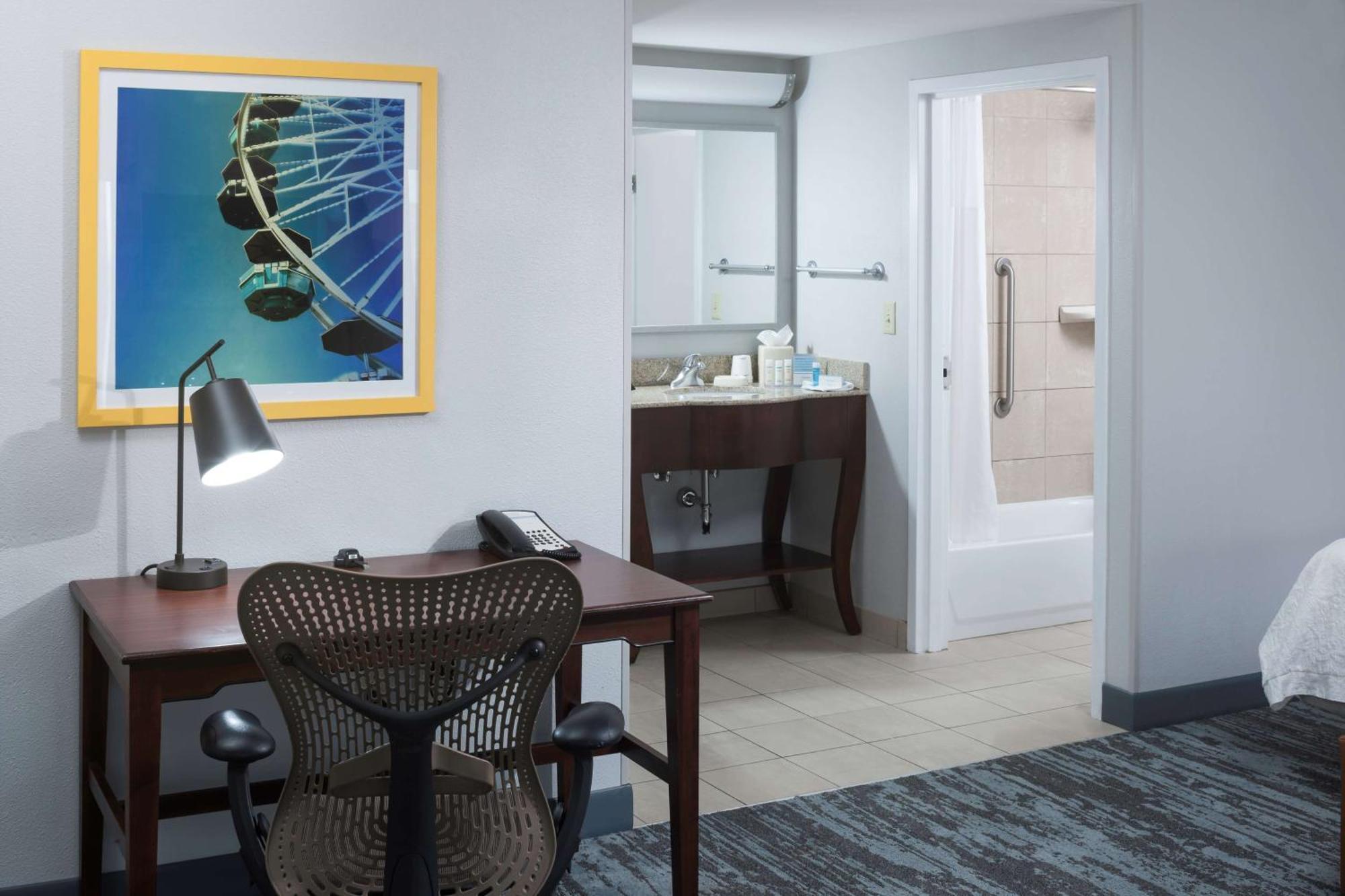 Hampton Inn & Suites Oklahoma City-Bricktown Екстериор снимка