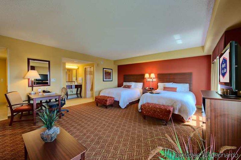 Hampton Inn & Suites Oklahoma City-Bricktown Стая снимка