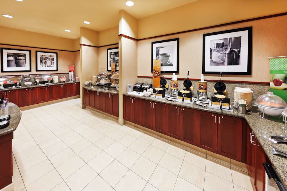 Hampton Inn & Suites Oklahoma City-Bricktown Ресторант снимка